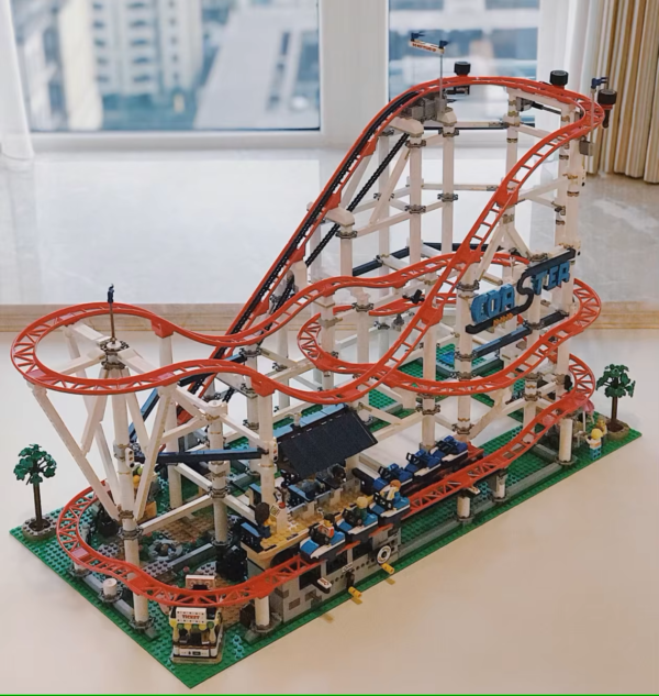 10261 Roller Coaster LEGO