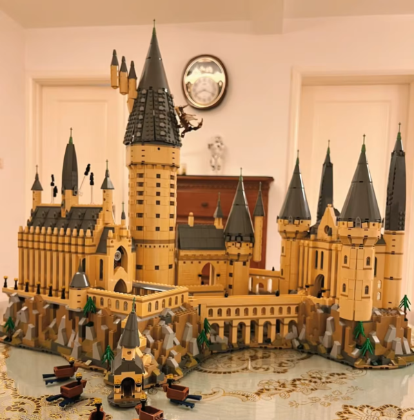 71043 Hogwarts Castle LEGO