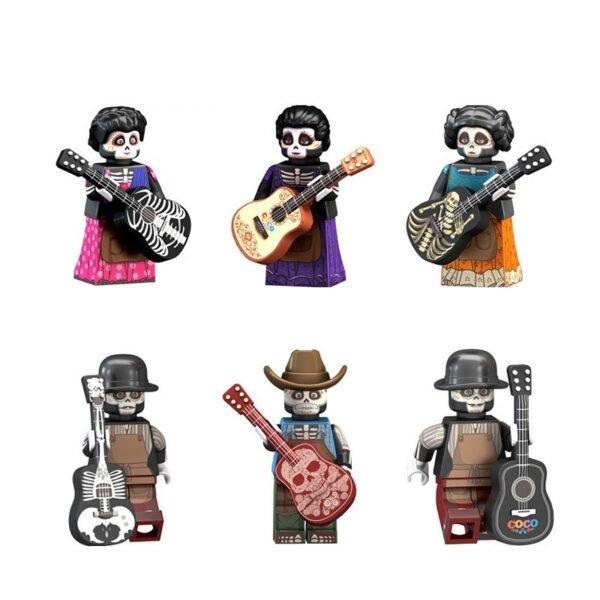 Coco Minifigure Set