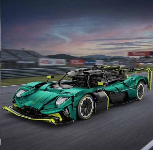 Aston Martin Valkyrie AMR MOC Car – 3868 Pieces